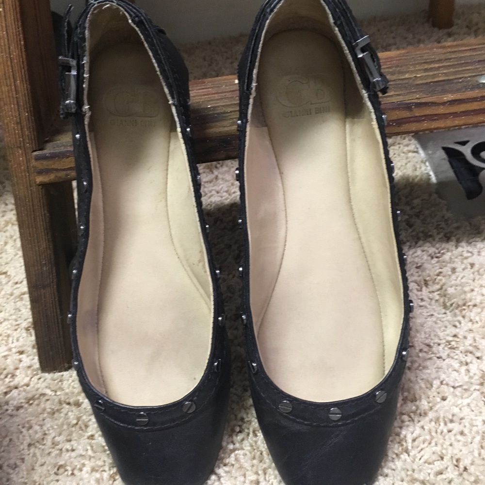 Ballet flats